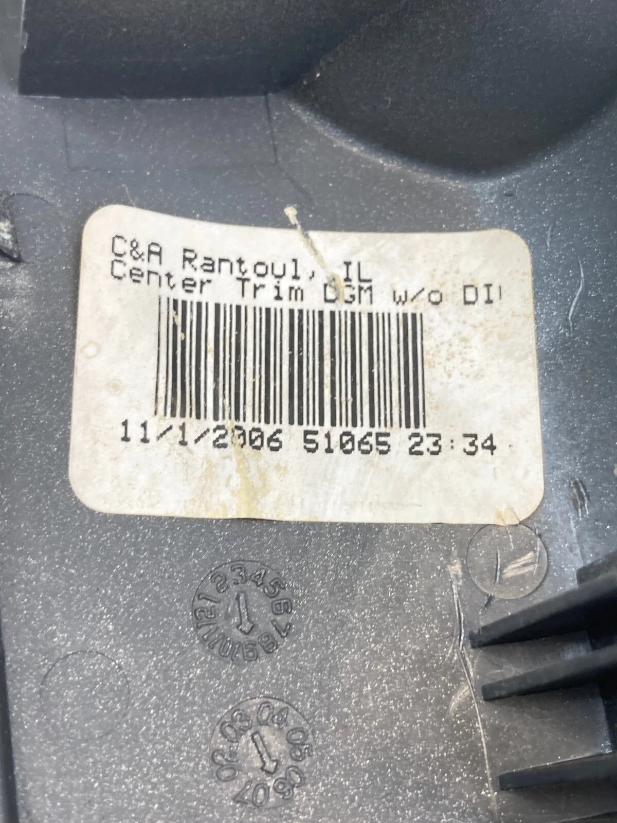 2005-2010 CHEVROLET COBALT CENTER DASH LEFT SIDE TRIM PANEL MOLDING BEZEL OEM