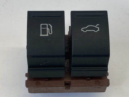 2009-2017 Volkswagen CC Opener Trunk Relase & Fuel Door Control Switch OEM