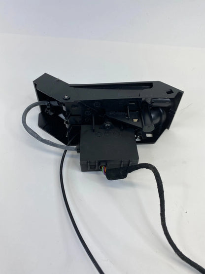 2004 2005 BMW 745I 745LI CONSOLE CHARGER PORT CELL MOUNT PHONE 51166944026 OEM