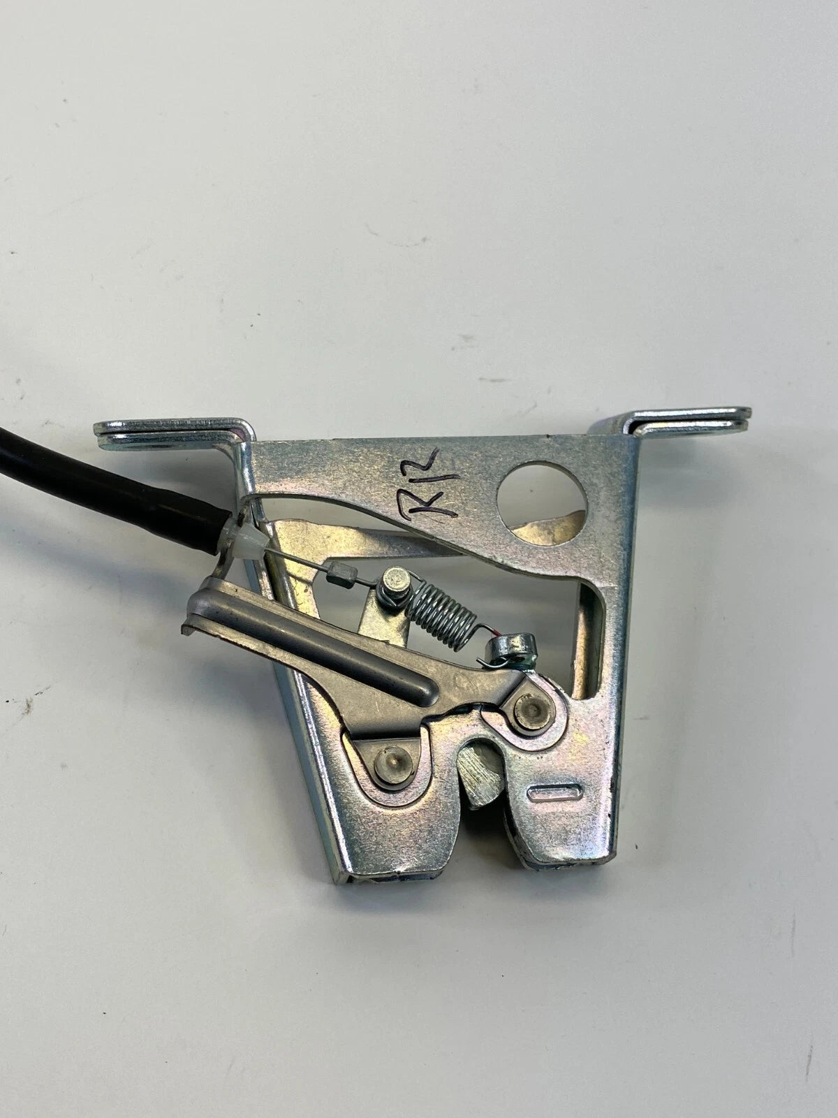 2007 08 09 10 2011 TOYOTA CAMRY REAR RIGHT SEAT FOLDING LOCK LATCH RELEASE OEM