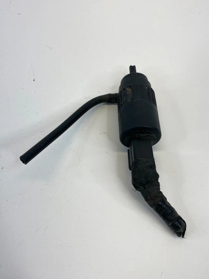 2012-2015 CHEVROLET CAPTIVA SPORT WINDSHIELD WASHER RESERVOIR PUMP MOTOR OEM
