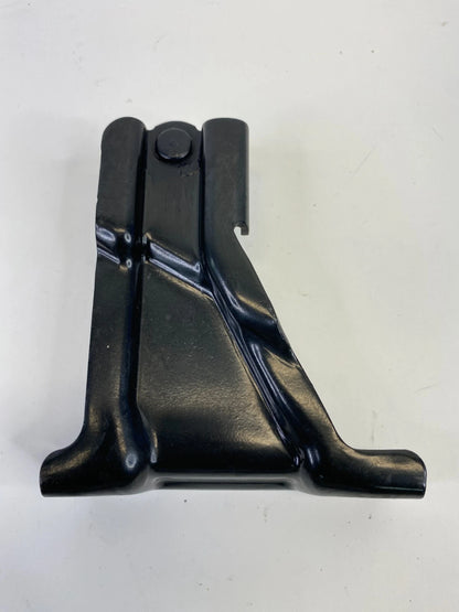 2005-2010 HONDA ODYSSEY REAR RIGHT SLIDING DOOR UPPER ROLLER BRACKET OEM