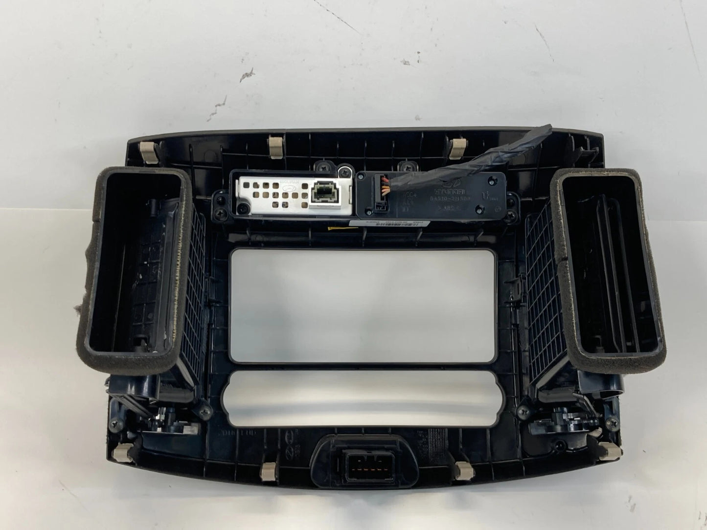 2007-2010 HYUNDAI ELANTRA DASH RADIO FINISH PANEL VENT CLOCK TRIM 974202H000 OEM