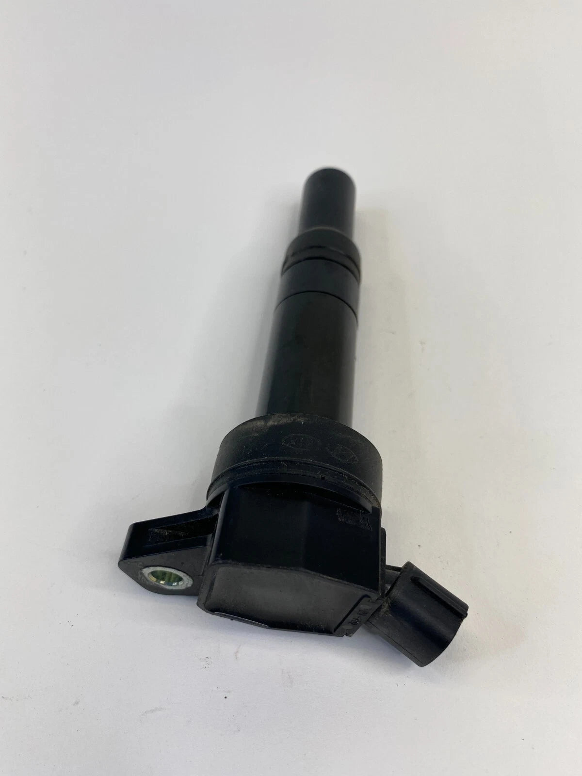 2011-2016 HYUNDAI ELANTRA 1.8L AT ENGINE IGNITION COIL IGNITER 273002E000 OEM