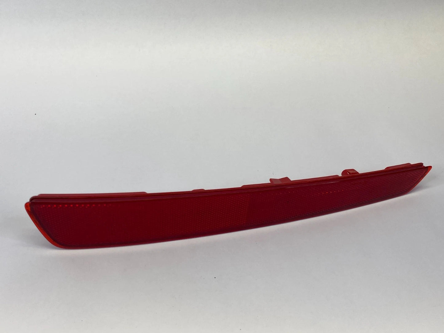 2009-2011 ACURA TL REAR LEFT SIDE BUMPER REFLECTOR MARKER LIGHT LAMP RED OEM