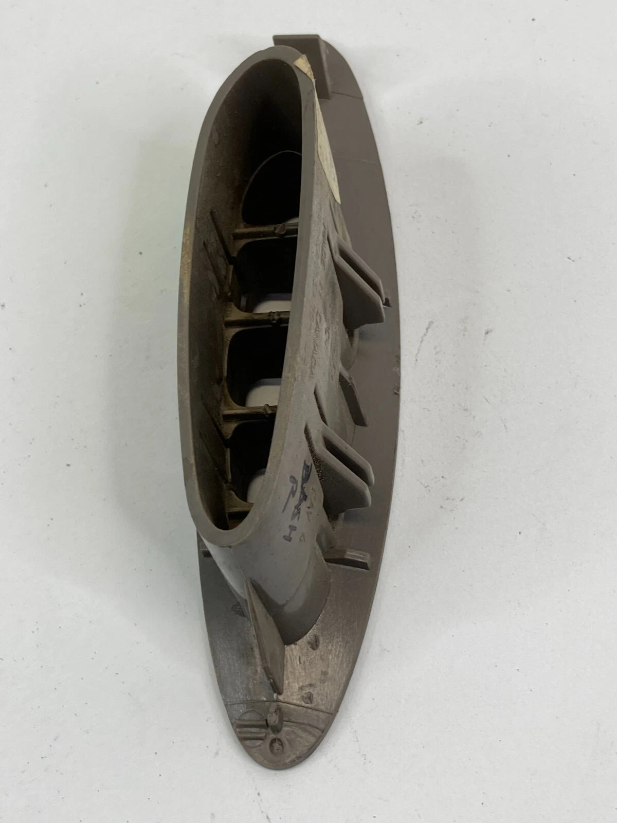 2000-2007 FORD TAURUS RIGHT WINDSHIELD DEFROSTER NOZZLE VENT GRILLE YF1X54045A76