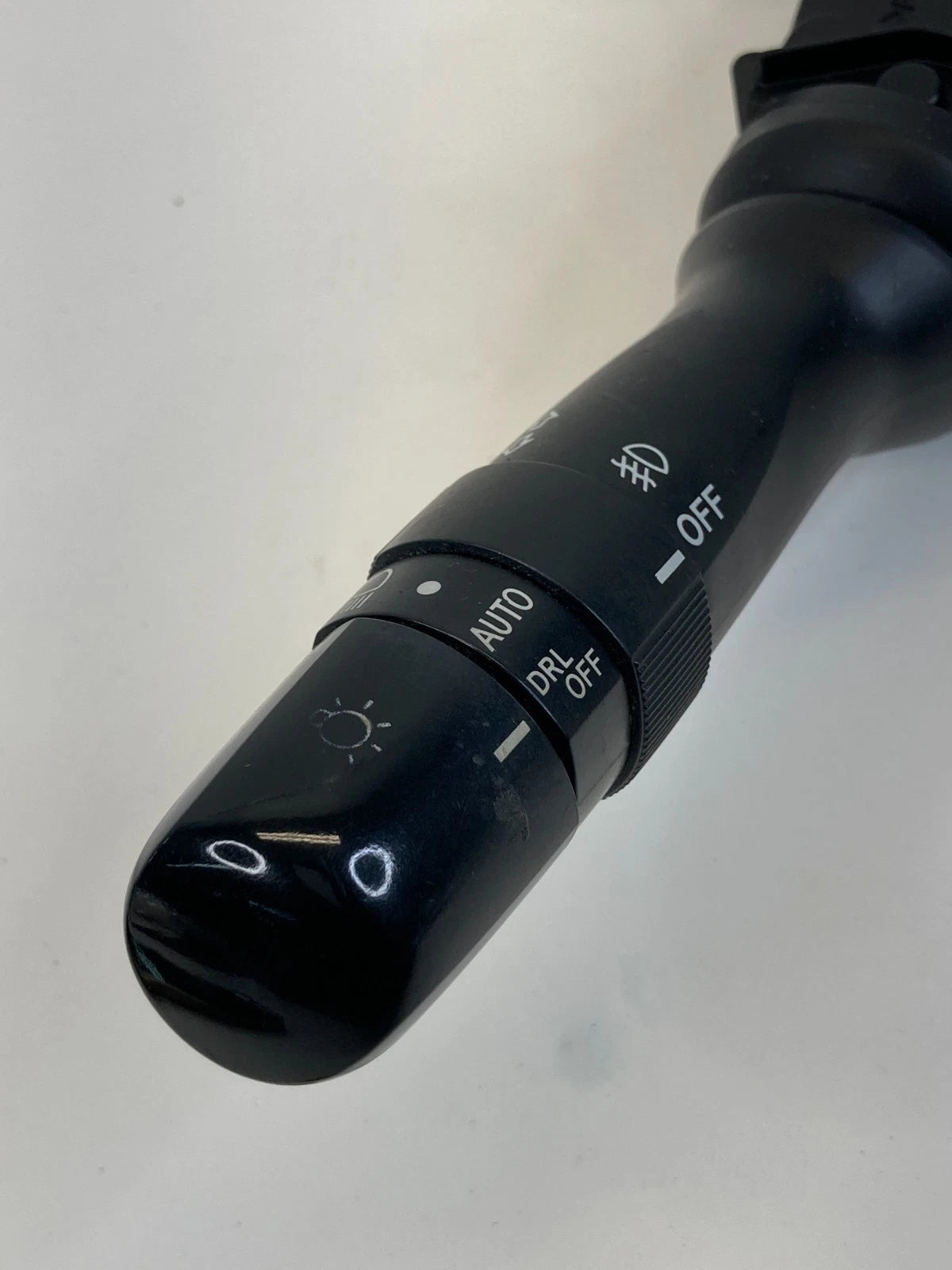 2005-2008 TOYOTA AVALON HEADLIGHT TURN SIGNAL CONTROL SWITCH LEVER 17F066 OEM