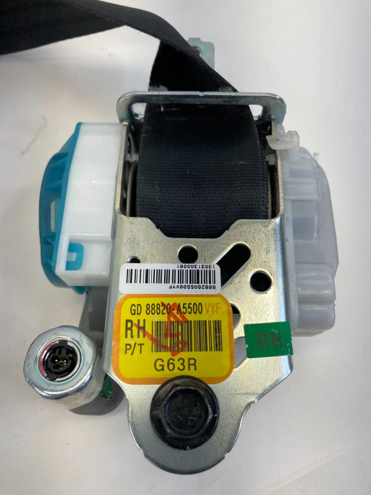 2013-2017 Hyundai Elantra GT Front Right Side Seat Belt Retractor 88820-A5500