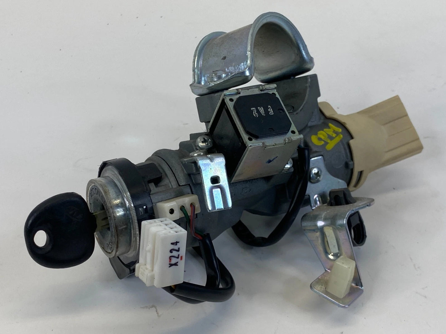 2010-2013 KIA FORTE AUTOMATIC TRANS IGNITION SWITCH LOCK CYLINDER W KEY OEM