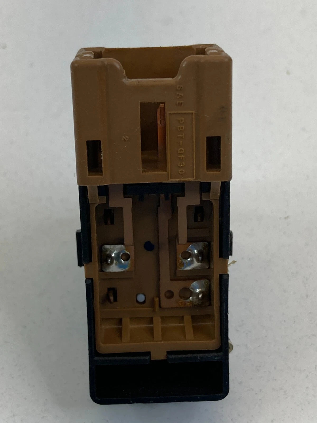 2000-2004 SUBARU OUTBACK FRONT LEFT SIDE DOOR LOCK CONTROL SWITCH 83073AE00A OEM