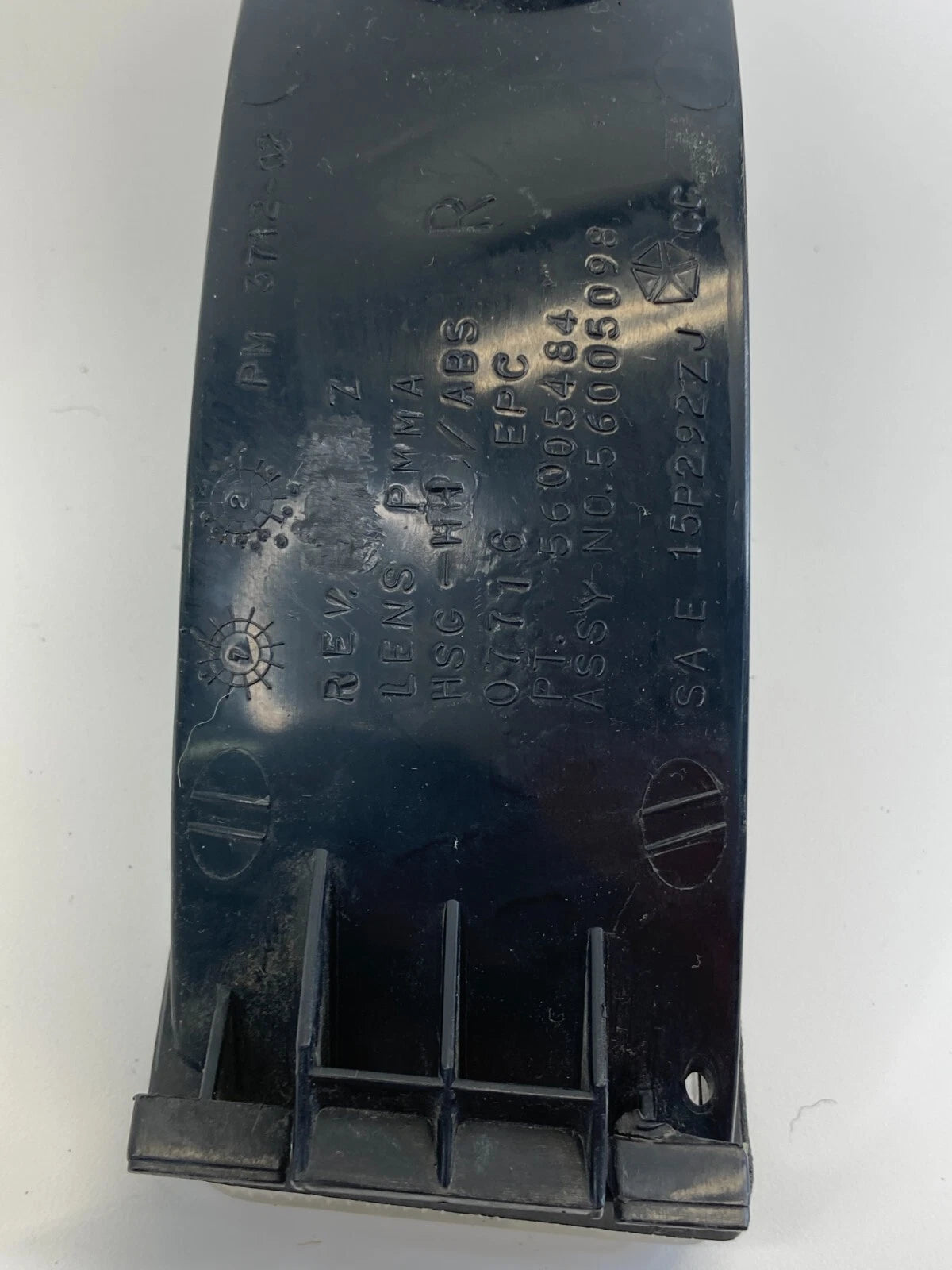 1997 1998 JEEP GRAND CHEROKEE FRONT RIGHT PARK SIGNAL MARKER LIGHT 56005098 OEM