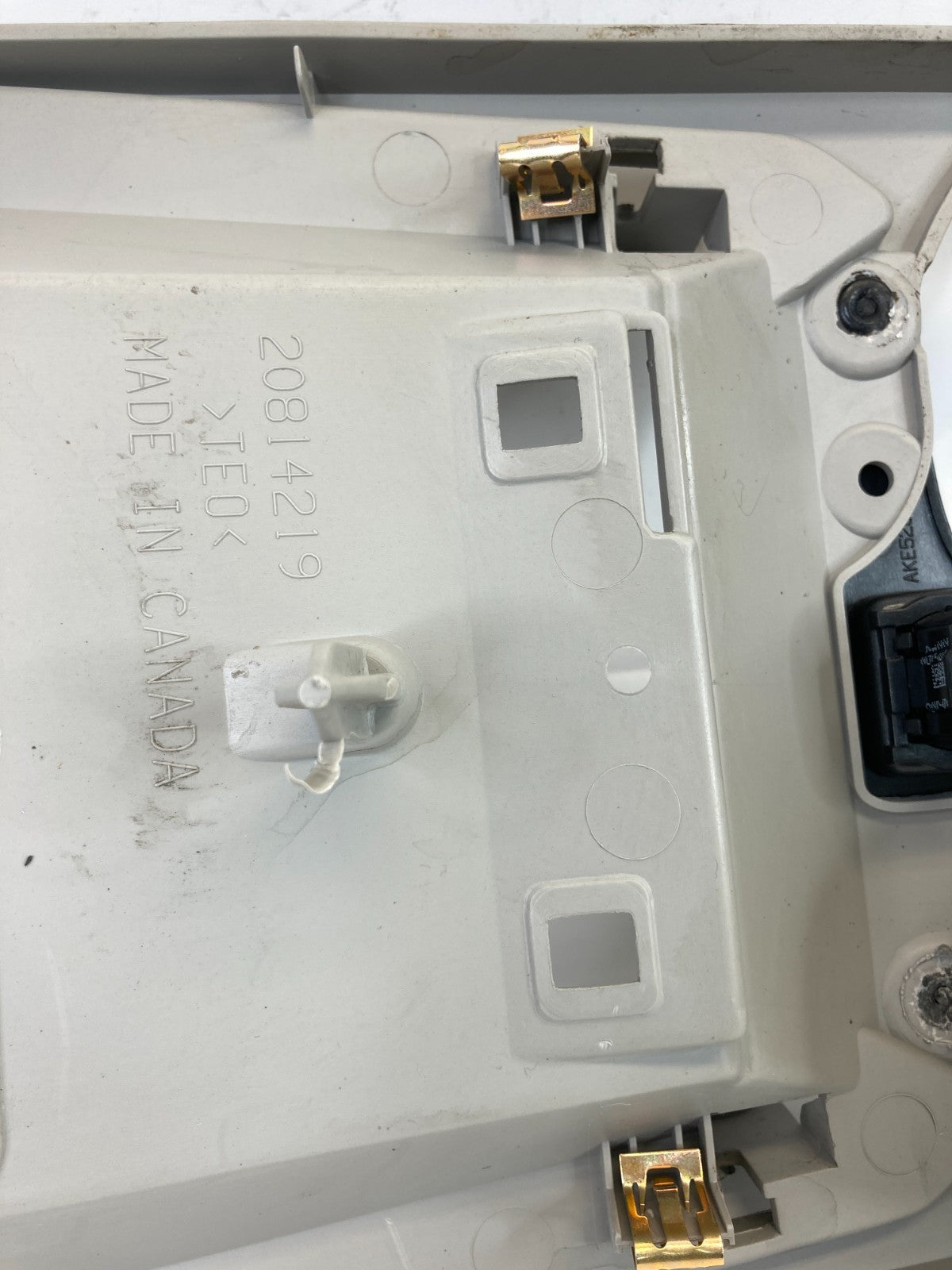 2010-2015 GMC Terrain Center Console Shifter Bezel Cup Holder Panel 20814219