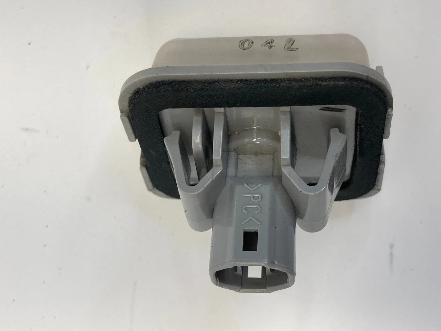 2007-2012 MAZDA CX-7 CX7 REAR TAILGATE LICENSE PLATE LIGHT LAMP 130-61971 OEM