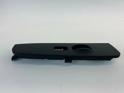 2004 2005 2006 KIA AMANTI SEDAN FRONT RIGHT SIDE WINDOW SWITCH BEZEL TRIM COVER