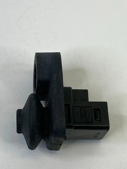 2008-2011 NISSAN ROGUE SUV REAR RIGHT SIDE DOOR LIGHT AJAR JAMB SWITCH SENSOR