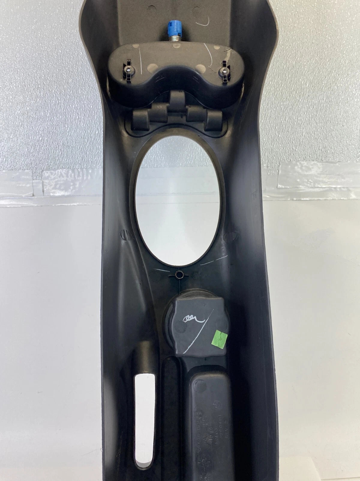 2003-2005 CHRYSLER PT CRUISER FRONT FLOOR CENTER CONSOLE TRIM BEZEL ASSEMBLY OEM