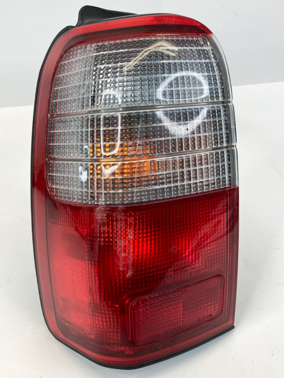 96 97 98 99 00 Toyota 4Runner Left Driver Side Tail Light Taillight Taillamp OEM