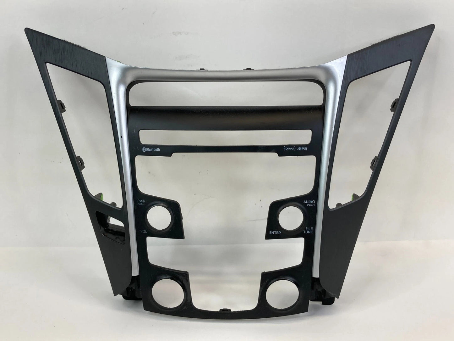 2012-2014 HYUNDAI SONATA DASH RADIO CLIMATE CONTROL HEATER BEZEL TRIM 847403Q460