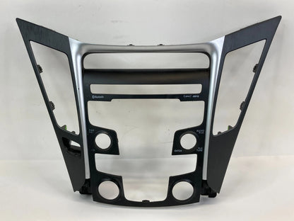 2012-2014 HYUNDAI SONATA DASH RADIO CLIMATE CONTROL HEATER BEZEL TRIM 847403Q460