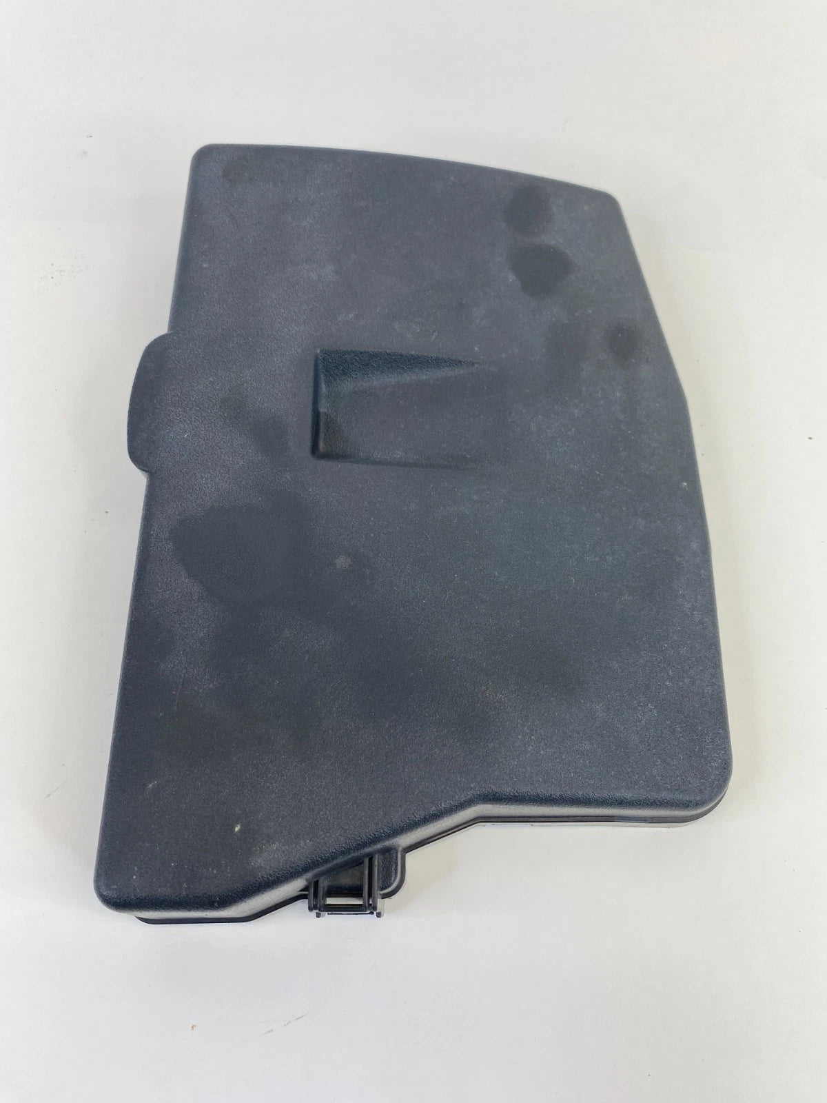 2008-2015 SCION XB 2.4L ENGINE FUSE RELAY BOX COMPARTMENT COVER LID 82662-12450