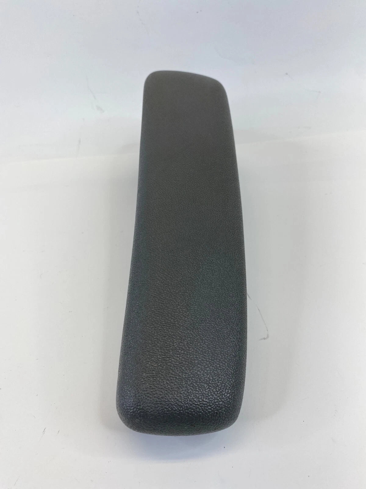 2009 2010 VOLKSWAGEN ROUTAN FRONT RIGHT PASSENGER SIDE SEAT ARMREST ARM REST
