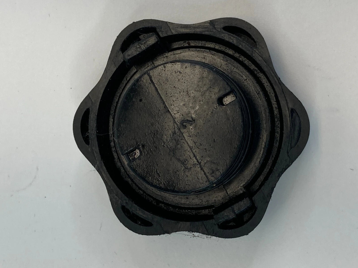 1991-2002 LINCOLN TOWN CAR POWER STEERING RESERVOIR FLUID TANK CAP COVER OEM