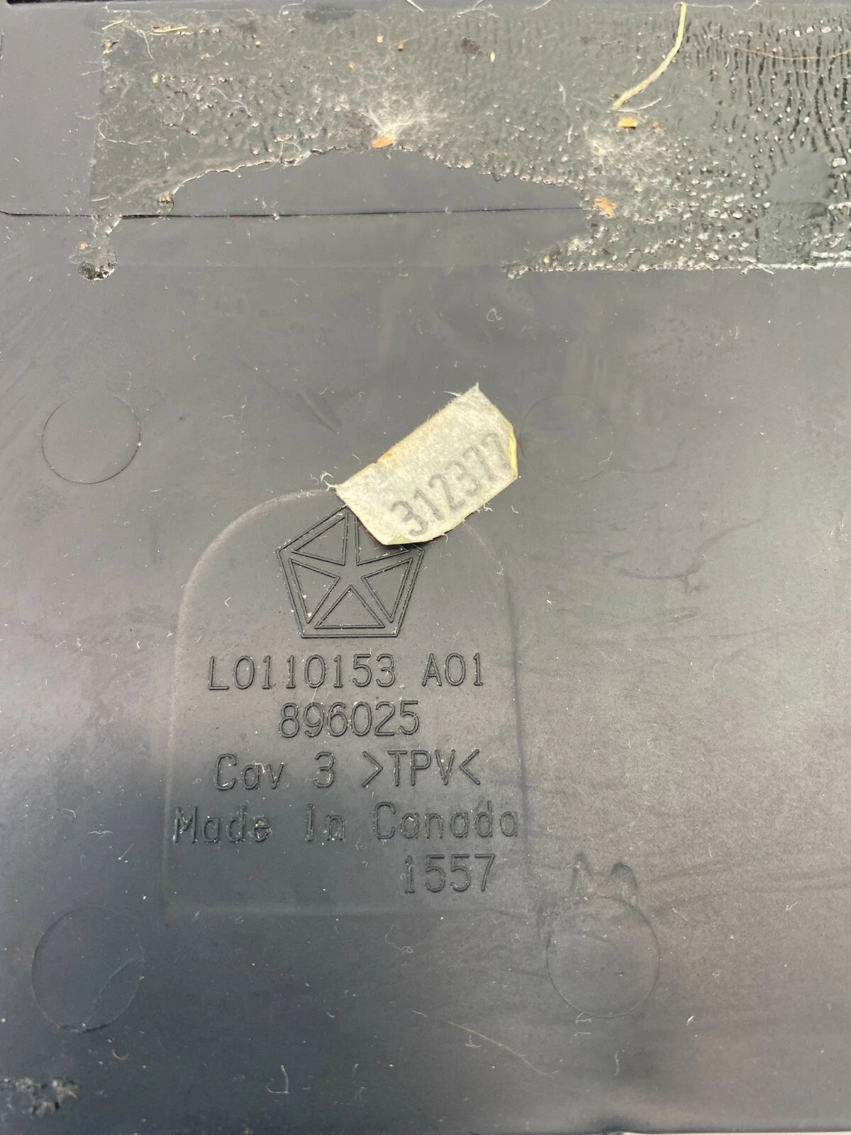 2008-2010 GRAND CARAVAN TOWN & COUNTRY CENTER CONSOLE RUBBER MAT LINER L0110153