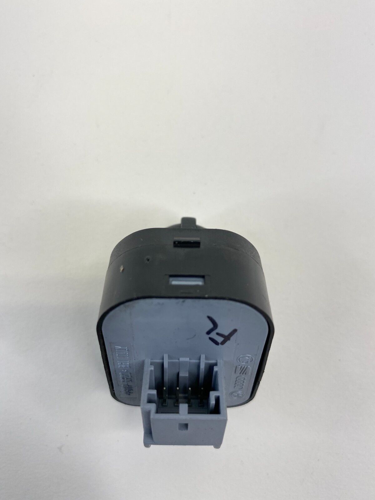 06 07 08 09 10 Audi A3 Door Wing Mirror Control Switch Button 8E0959565 OEM