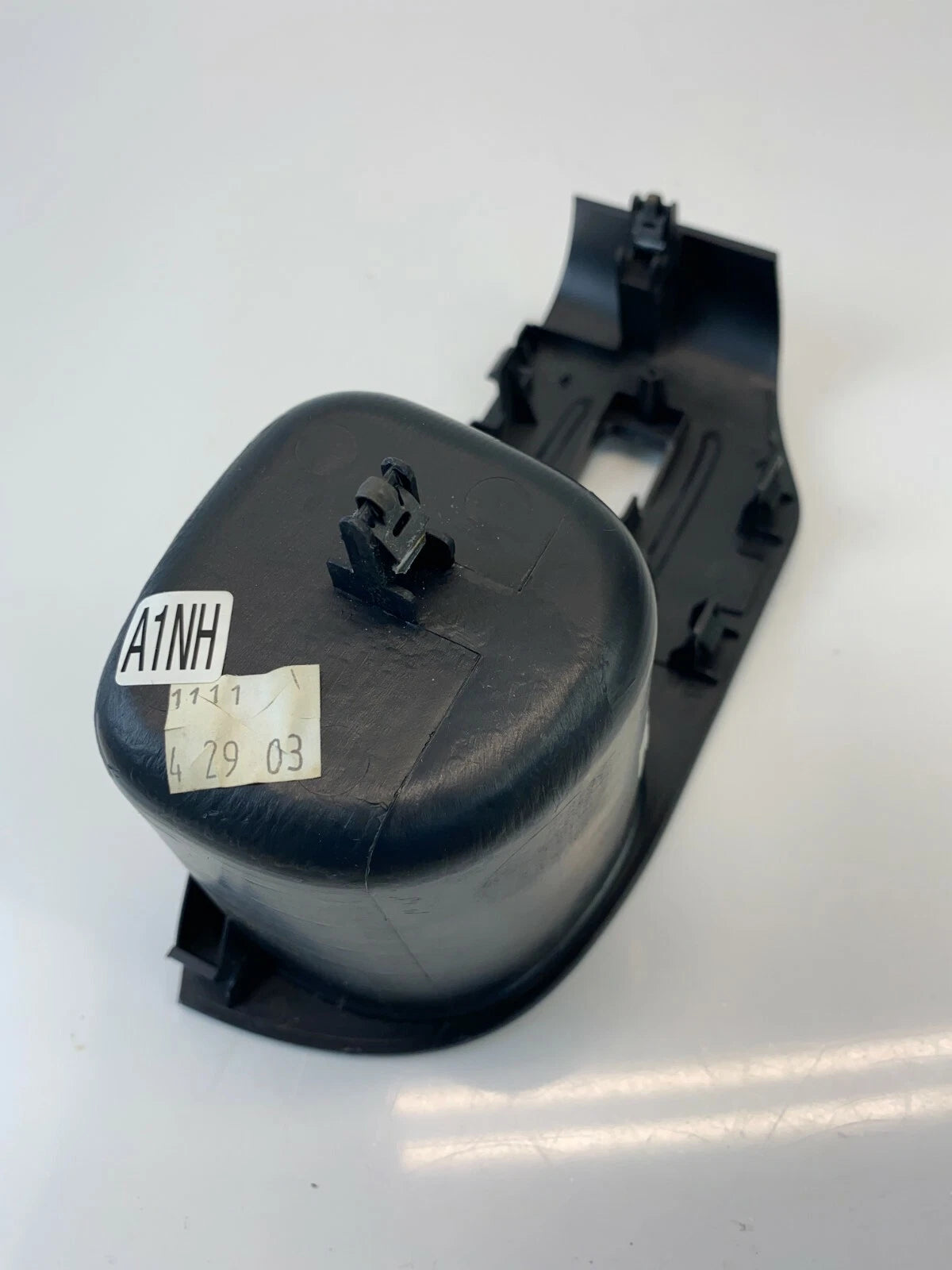 03-05 HONDA PILOT REAR LEFT WINDOW SWITCH BEZEL CUP HOLDER OEM 83760S9VAA010M1