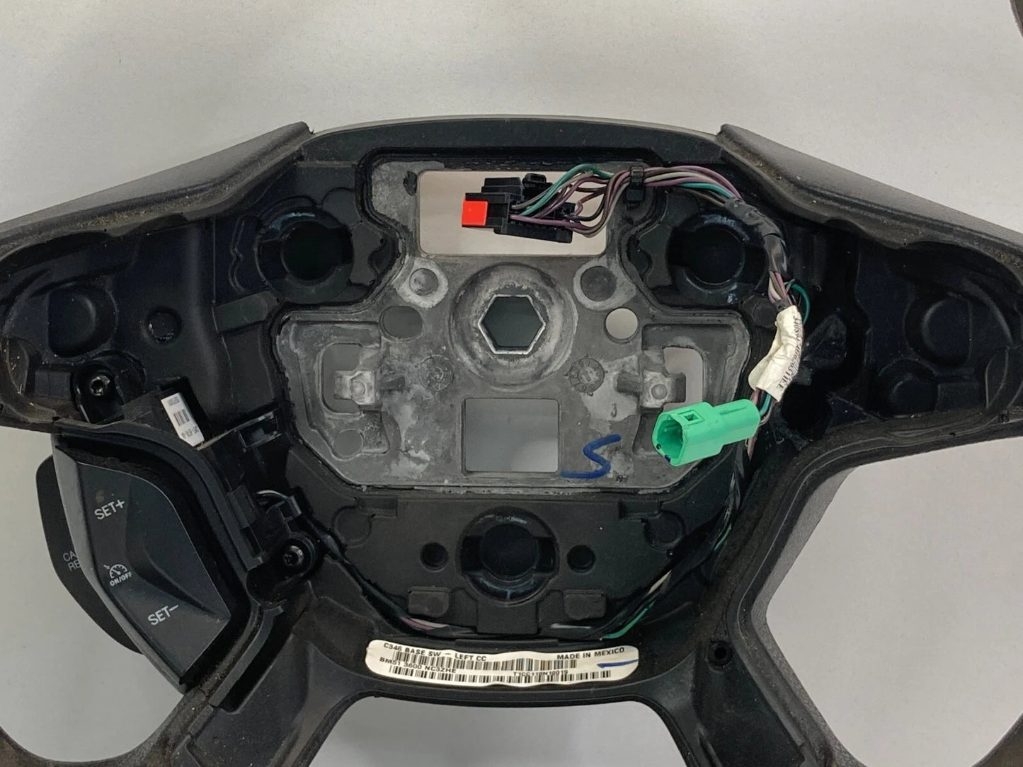 2012-2014 FORD FOCUS FRONT LEFT SIDE STEERING WHEEL W/ CRUISE CONTROL BM51-3600