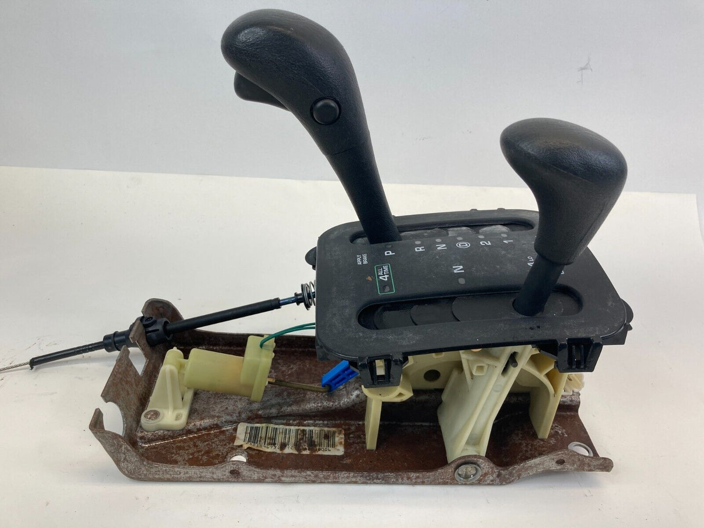 02-04 Jeep Grand Cherokee Dual Automatic Floor Shifter Shift Assembly 52109673AE