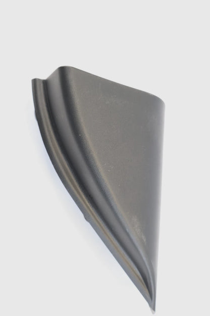 06-11 HYUNDAI ACCENT LEFT DRIVER INNER DOOR MIRROR CORNER TRIM COVER 87650-1E000