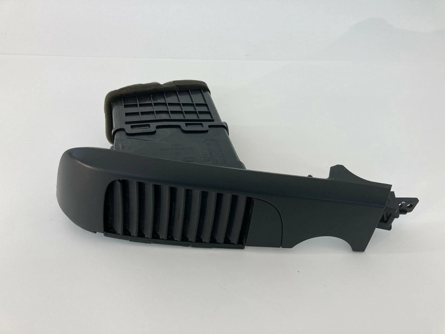 2007 2008 HYUNDAI ENTOURAGE CENTER DASH RIGHT SIDE AC AIR VENT X4D974-4000 OEM