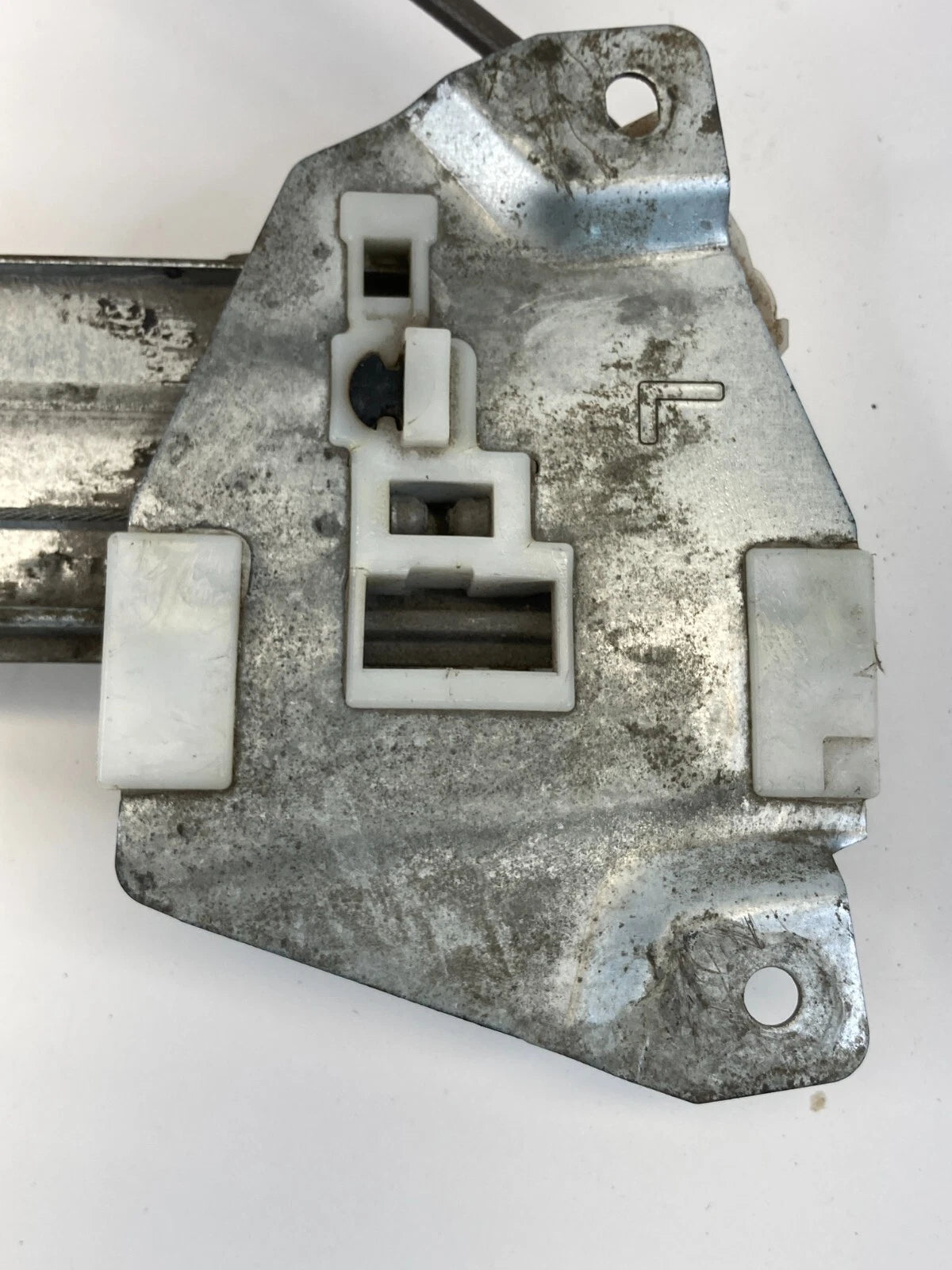 04-12 MITSUBISHI GALANT REAR LEFT DOOR POWER WINDOW REGULATOR W/ MOTOR CM091640D