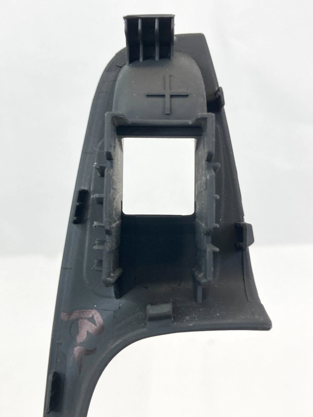 2013-2018 VOLKSWAGEN JETTA REAR LEFT SIDE DOOR POWER WINDOW SWITCH BEZEL OEM