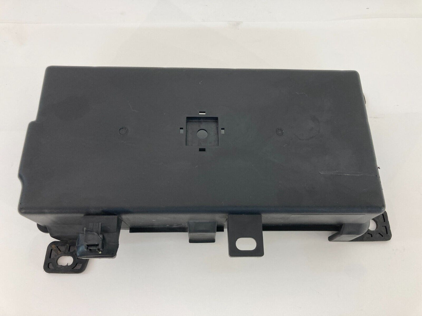 2003 2004 2005 2006 Kia Sorento Engine Fuse Box Relay Cap Cover OEM