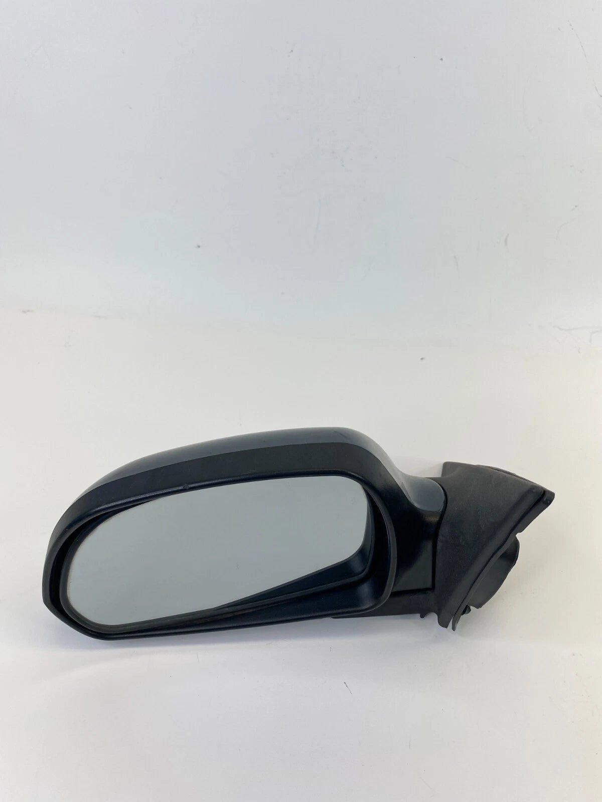 2001-2006 HYUNDAI ELANTRA LEFT DRIVER SIDE VIEW POWER DOOR MIRROR E4-012151 OEM