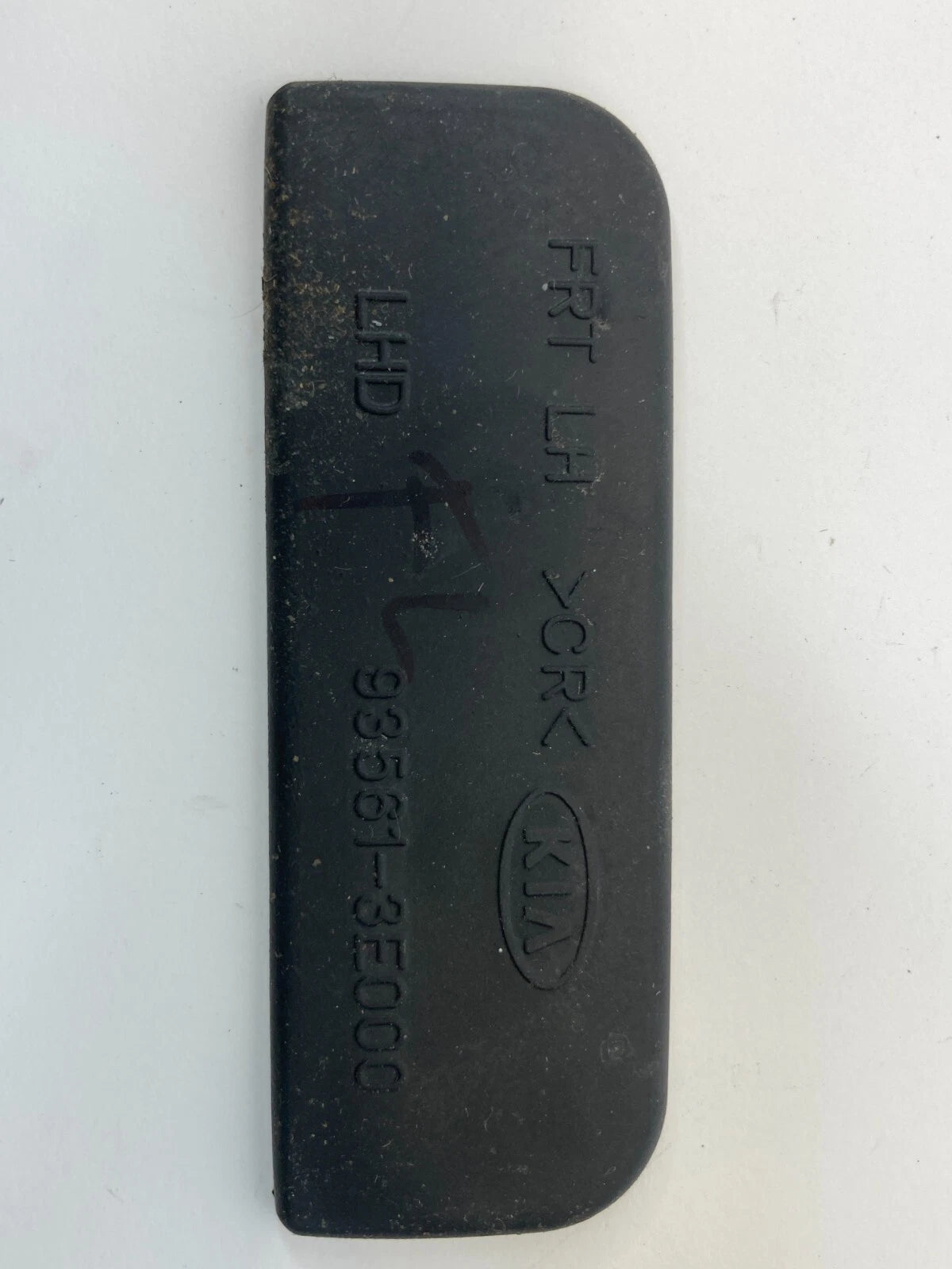 2003-2008 KIA SORENTO FRONT LEFT DRIVER SIDE PAD COVER TRIM LID 93561-3E000 OEM