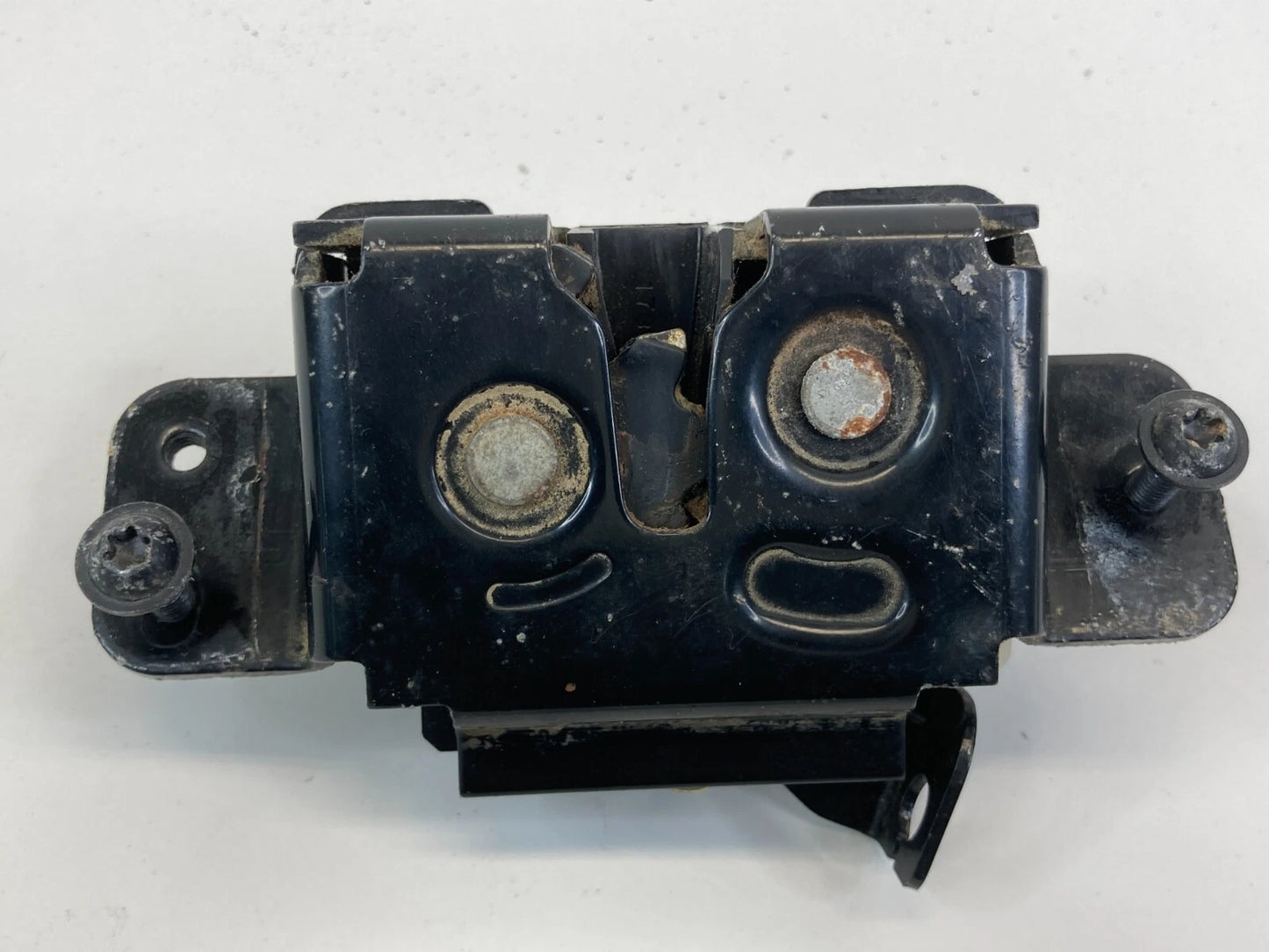 2005 2006 JEEP GRAND CHEROKEE REAR TRUNK LID LIFTGATE LOCK LATCH ACTUATOR OEM