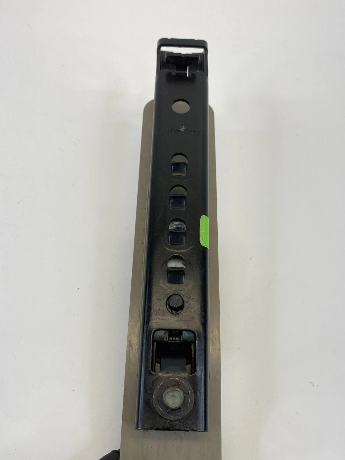 2006-2010 FORD EXPLORER FRONT LEFT DRIVER SIDE SEAT BELT ADJUSTER HEIGHT OEM