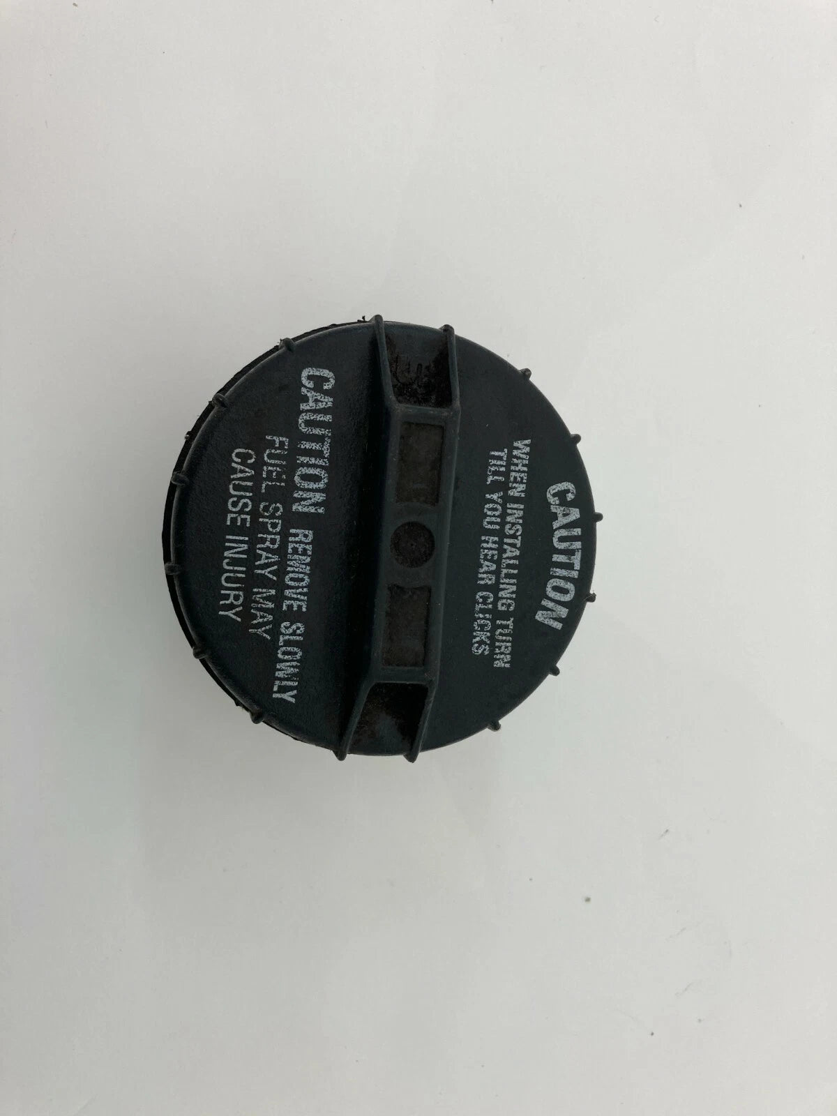 1989-2001 TOYOTA CAMRY SEDAN FUEL FILLER TANK CAP ASSEMBLY OEM