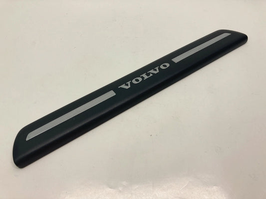 2004-2011 VOLVO S40 FRONT RIGHT DOOR SILL STEP SCUFF PLATE MOLDING 30744287 OEM
