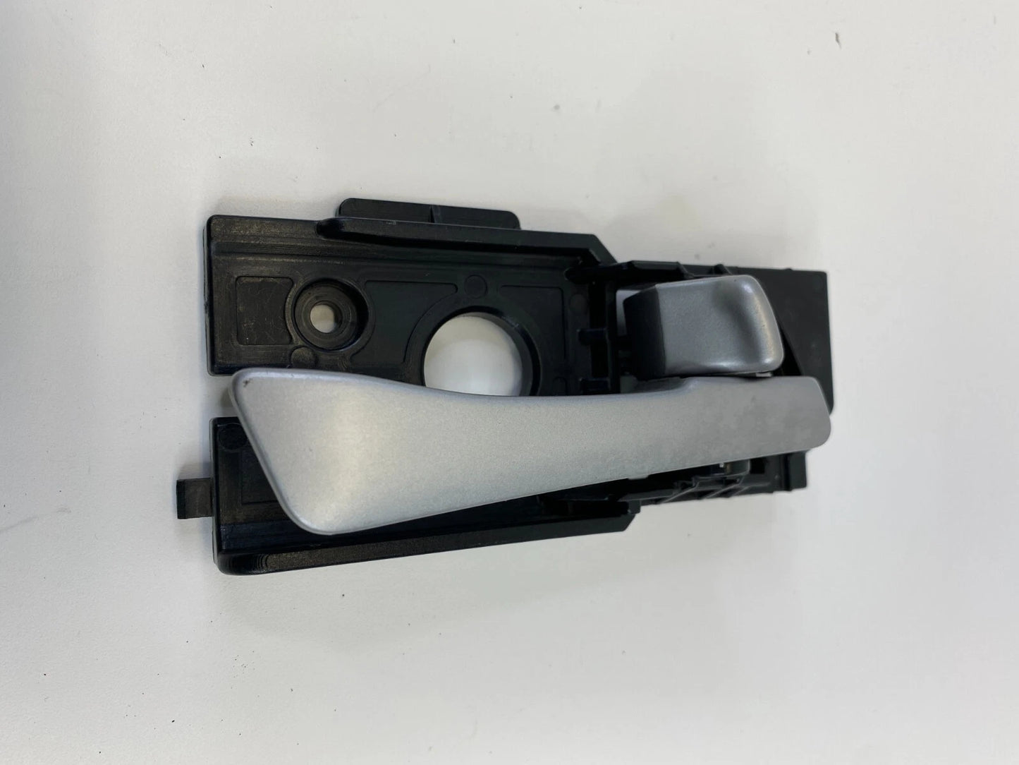 2012-2014 HYUNDAI ACCENT FRONT RIGHT PASSENGER INNER DOOR HANDLE 82623-RB000 OEM