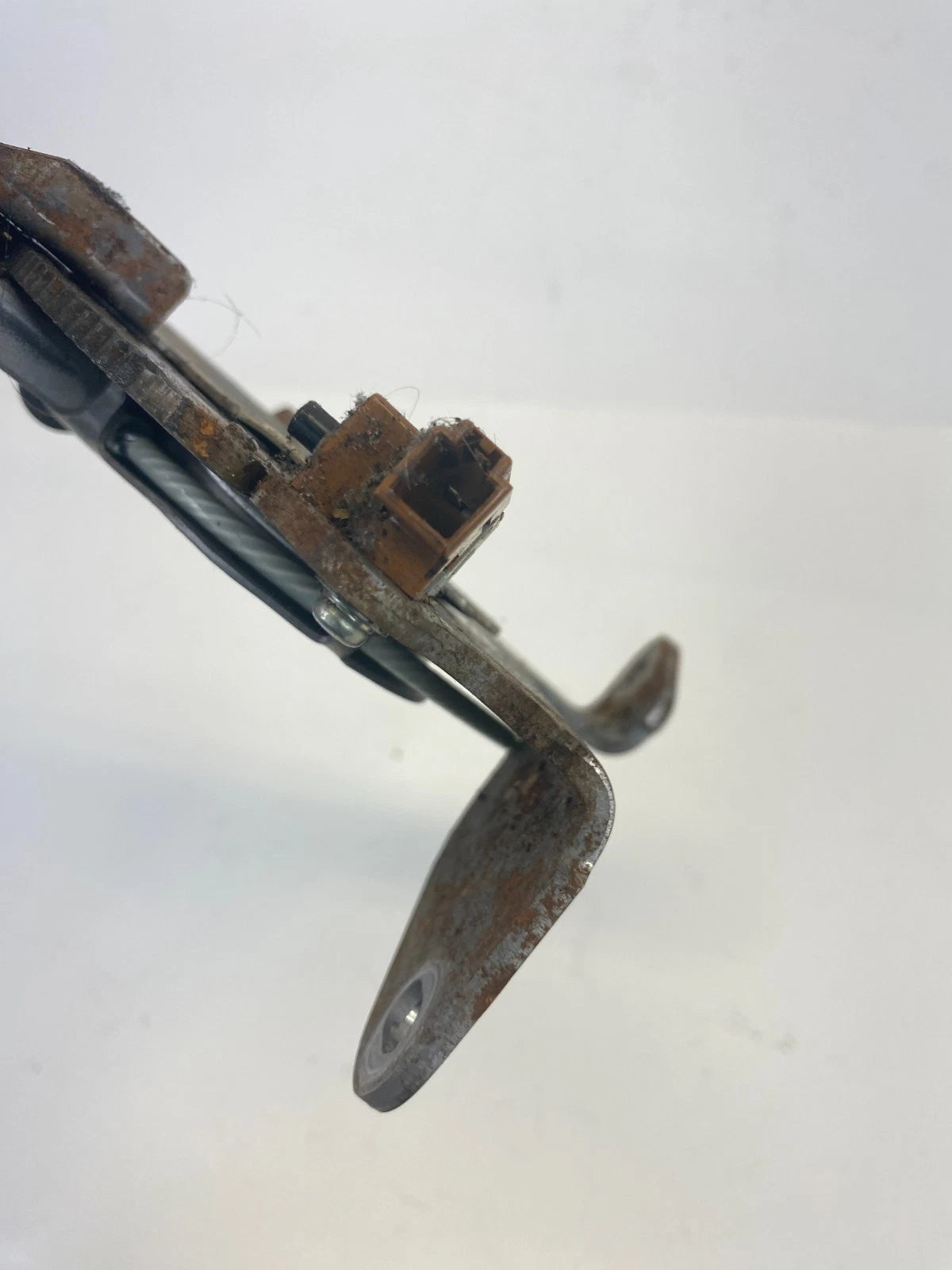 2009-2019 TOYOTA COROLLA EMERGENCY PARKING BRAKE HANDLE LEVER ASSY