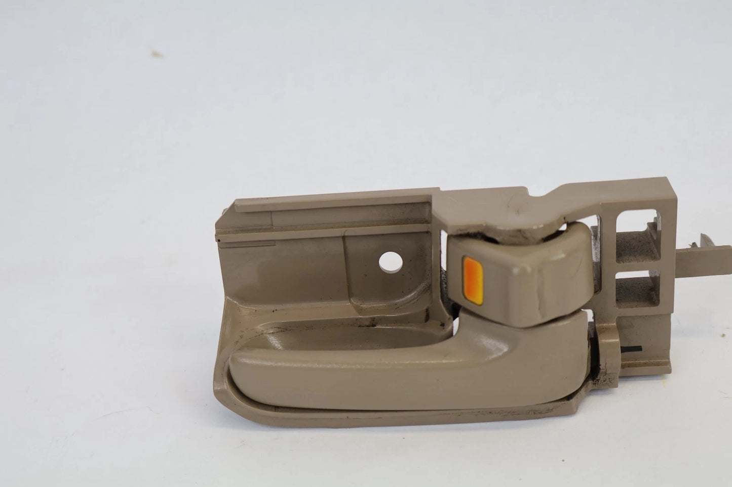 2003-2008 TOYOTA COROLLA FRONT RIGHT INTERIOR DOOR HANDLE 69273-02020 OEM