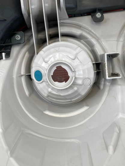 2010-2015 CHEVROLET EQUINOX RIGHT PASSENGER SIDE TAIL LIGHT TAILLIGHT LAMP OEM