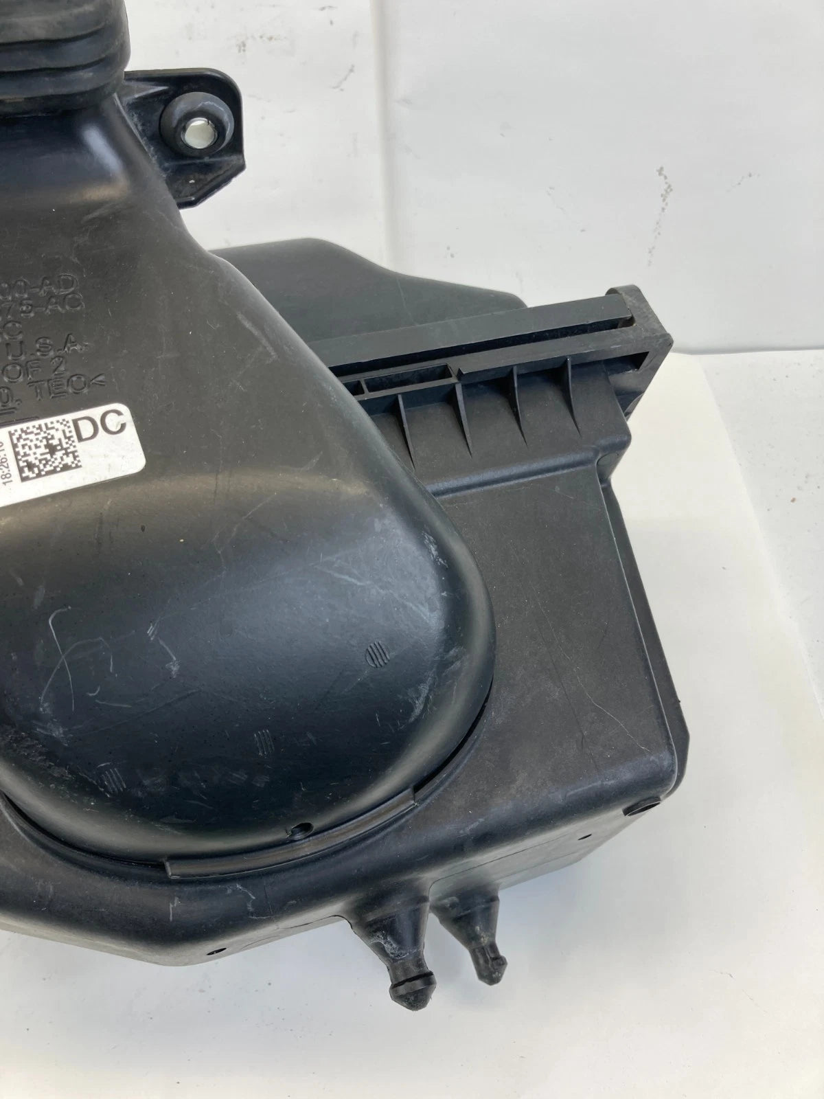 2011-19 EXPLORER POLICE UTILITY 3.5L AIR CLEANER INTAKE FILTER BOX ASSY W/ HOSE