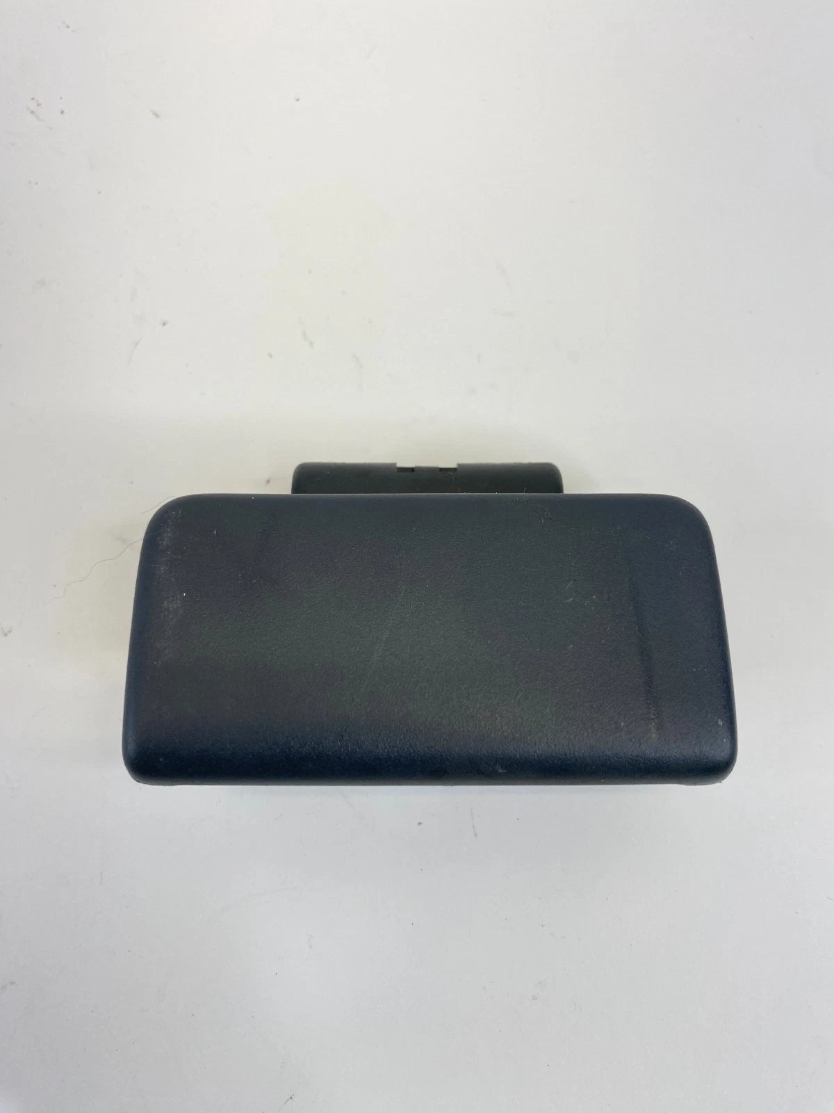 2003 2004 2005 2006 2007 2008 Pontiac Vibe Glove Box Lock Latch Door Handle OEM