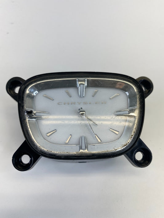 11 12 13 14 Chrysler 200 Front Center Dash Display Clock Assembly OEM