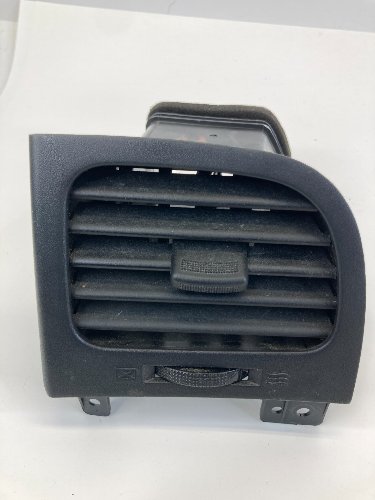 2010 2011 Hyundai Accent Left Driver Side Dash A/C Air Vent Outlet Duct Assy OEM